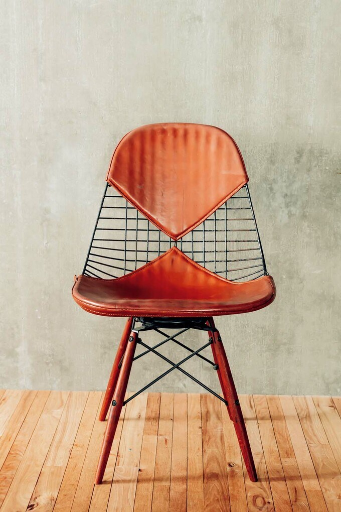 DIYで組み合わせて完成させたイス