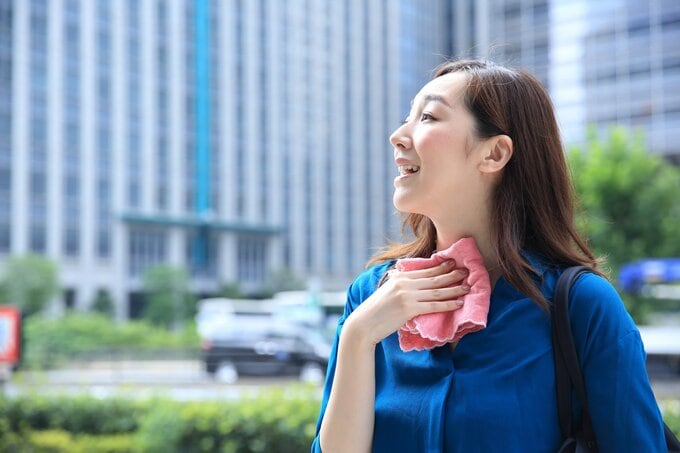 熱中症になりかけた女性