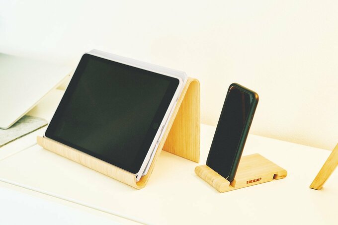 ベルゲネス ホルダー 携帯電話/タブレット用 竹とヴィヴァッラタブレットスタンド 竹