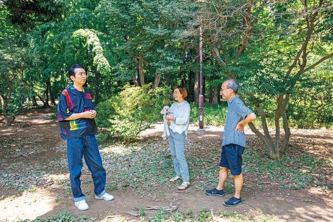 デッキからそのまま公園に出られる