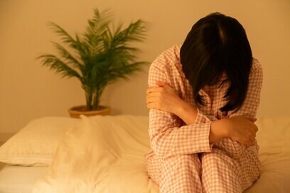 冬に気分が落ち込みやすい…その症状じつは「冬季うつ」かも。すぐにできる対策2つ