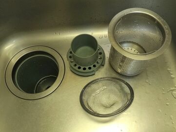 50代のラク家事。面倒な排水口の掃除を簡単にした「たった1つ」の方法