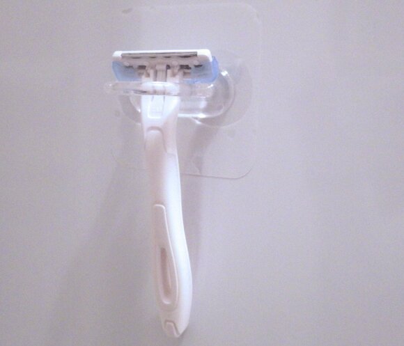 浴室の鏡にはりつけ