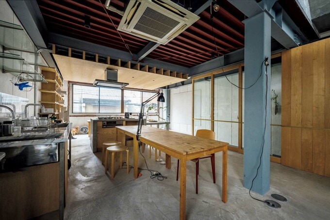 事務所側から見た全景