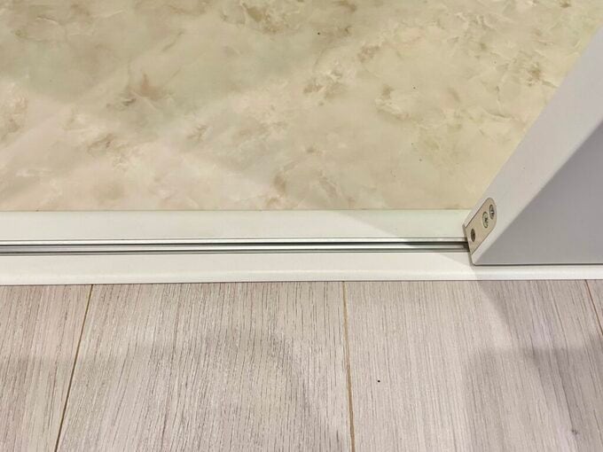 引き戸のレール部分