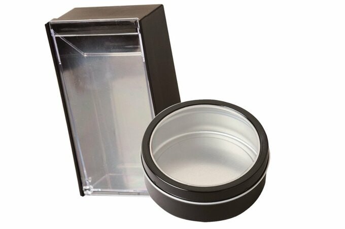 マグネットつき小物入れ