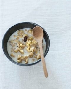 シリアルを入れてカフェ風に