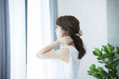 「ツヤ＝健康な髪」じゃない！きれいな人がスタイリング剤を2倍使う理由