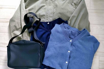 50代ミニマリストの「不要な服を増やさない」コツ3つ。ユニクロと無印良品がおすすめの理由