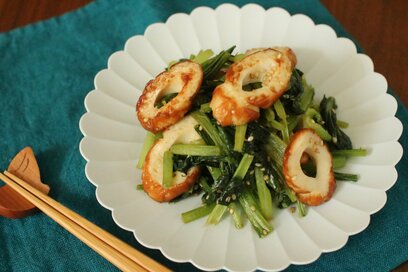 小松菜はちくわとゴマ油でもっとおいしくなる！弁当のおかずにも