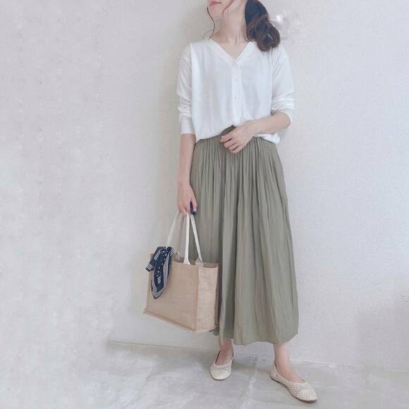 スカートと合わせたコーデ