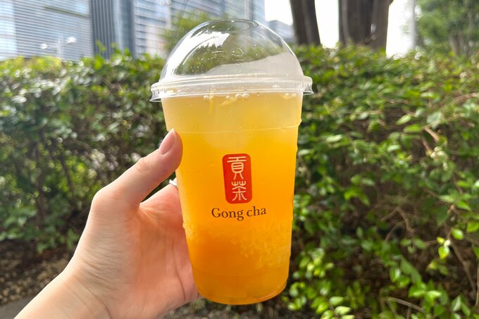 FRESH マンゴー＆オレンジ ティーエード（102kcal・税込690円）