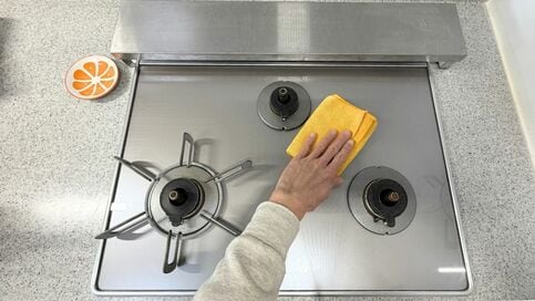 100円グッズと「水きり習慣」でカビを寄せつけない。春に始めたい「キッチン掃除のコツ」3つ