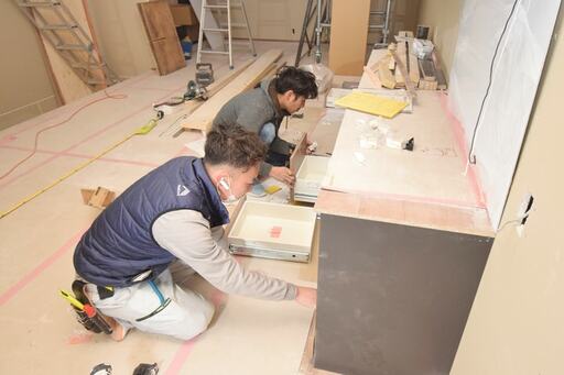 リビング学習デスクを設置