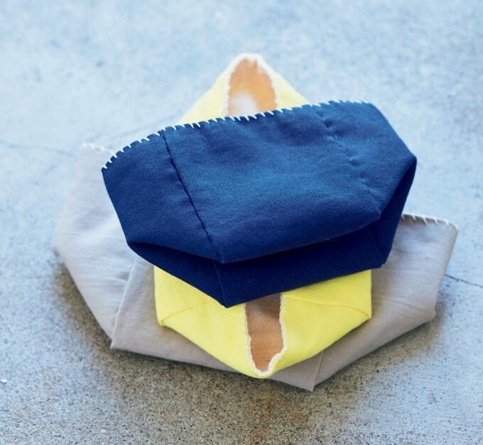 使わないときは折りたたんでコンパクト