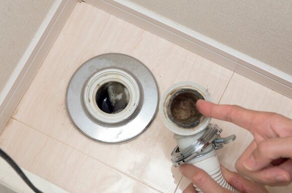 ホースの中はドロドロ