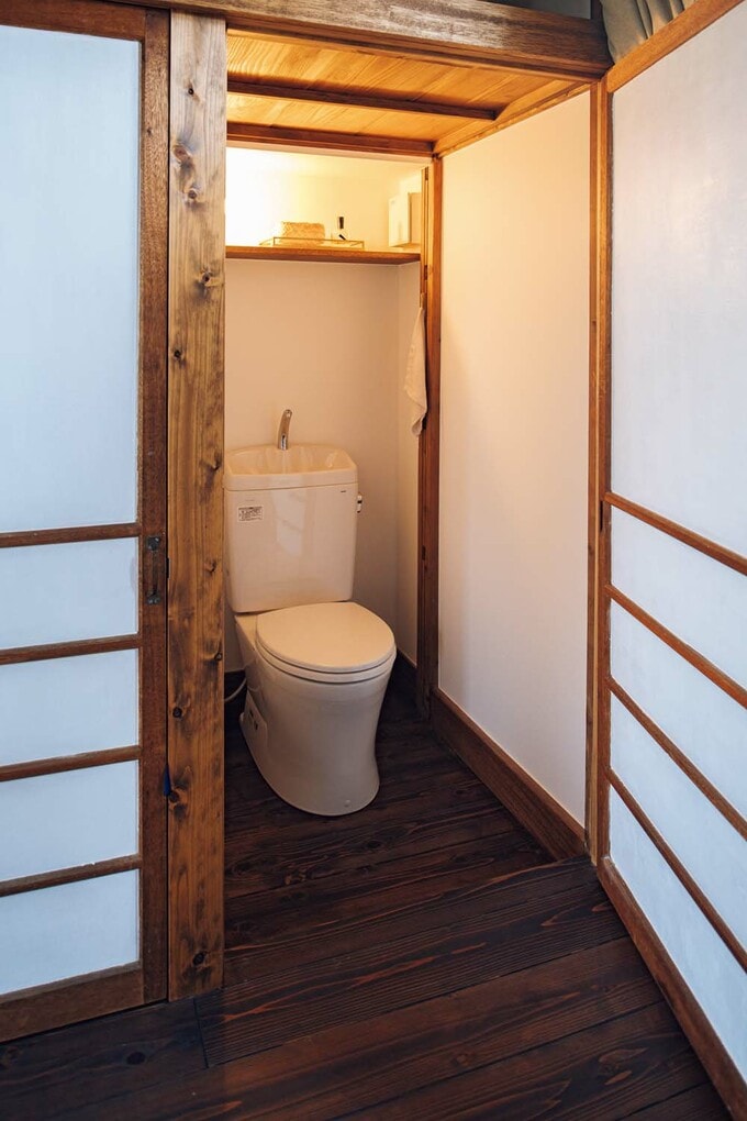 寝室内のトイレ