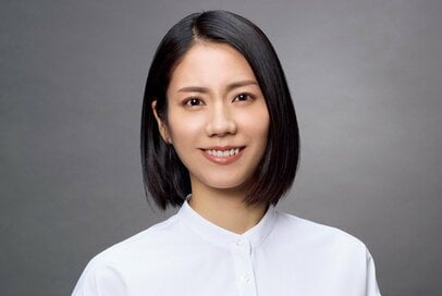 ドラマ『夫に間違いありません』主演の松下奈緒さん。「信じられないような人生を体験しています」