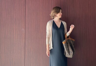 50代「ユニクロのカーディガン」で初夏コーデ。思わず3色買いした万能アイテム：今読みたい人気記事