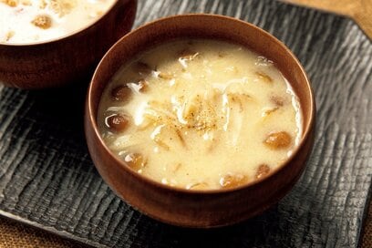 笠原将弘さん流「至極のみそ汁」レシピ。ゴボウの香ばしさ×ナメコのとろんと食感が相性抜群