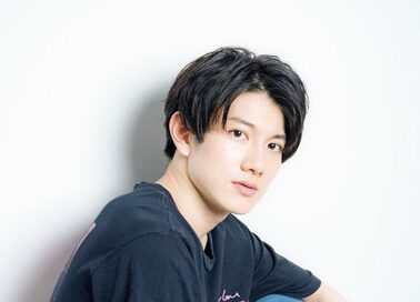 大注目の俳優・赤澤遼太郎さん。美肌の秘訣は毎日の徹底的スキンケア