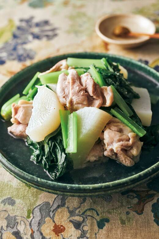 大根と鶏モモの塩煮込み