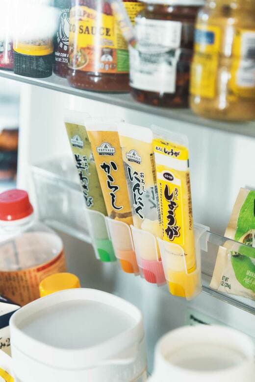 Seriaの「薬味チューブホルダー」