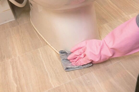 便器と床の境目