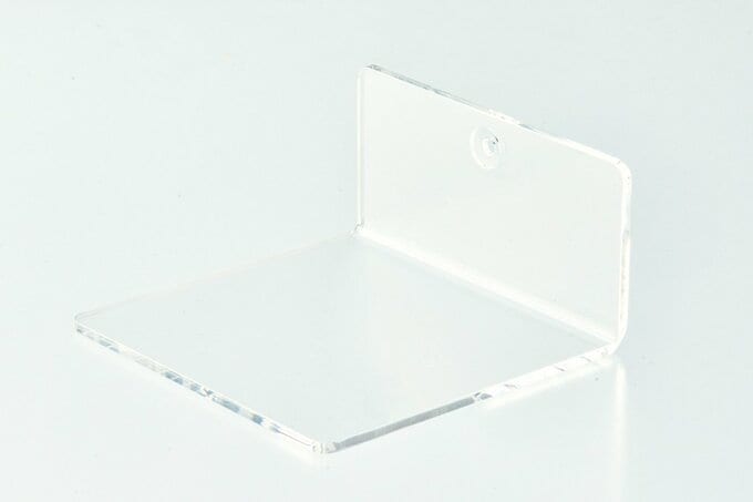 壁に付けられるアクリルディスプレイ L字型