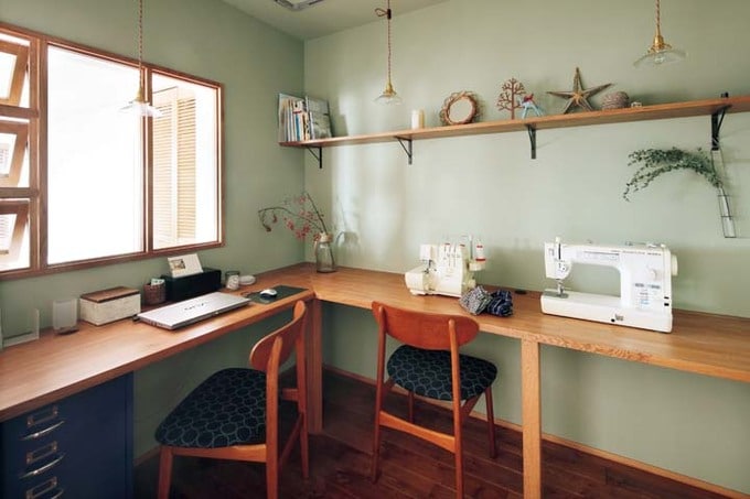 ミシンなどを使うためのアトリエ