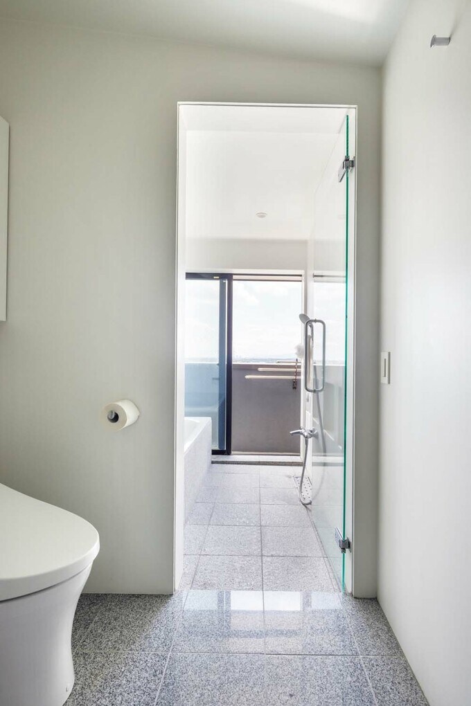 トイレからバスルーム