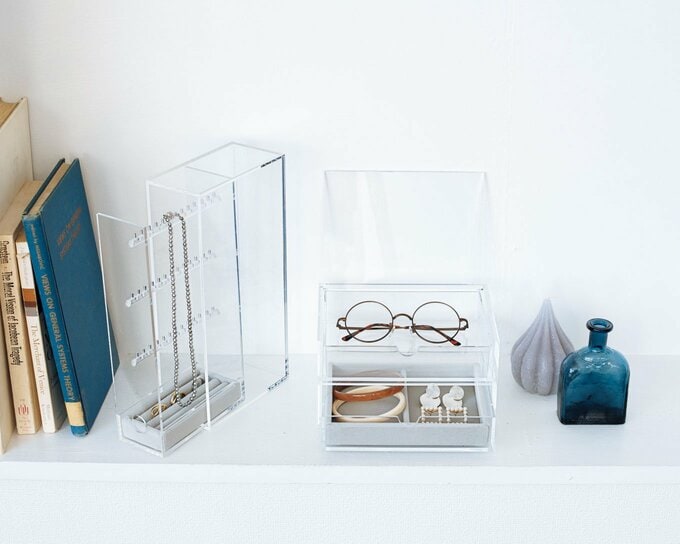 無印良品　重なるアクリルケース2段フタ付引出／アクリルネックレス・ピアススタンド