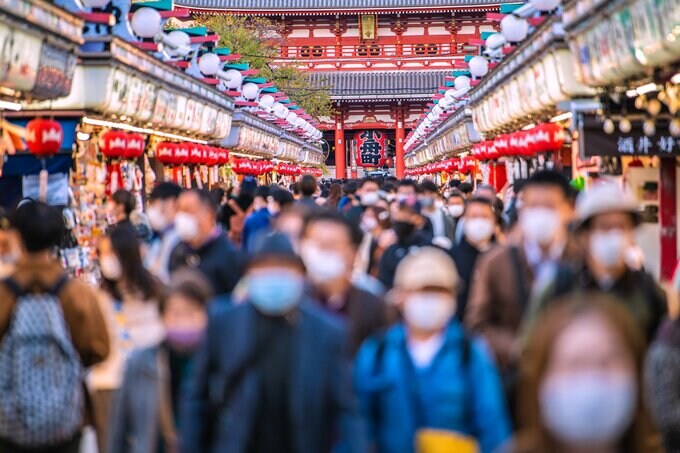 マスクしてお出かけ