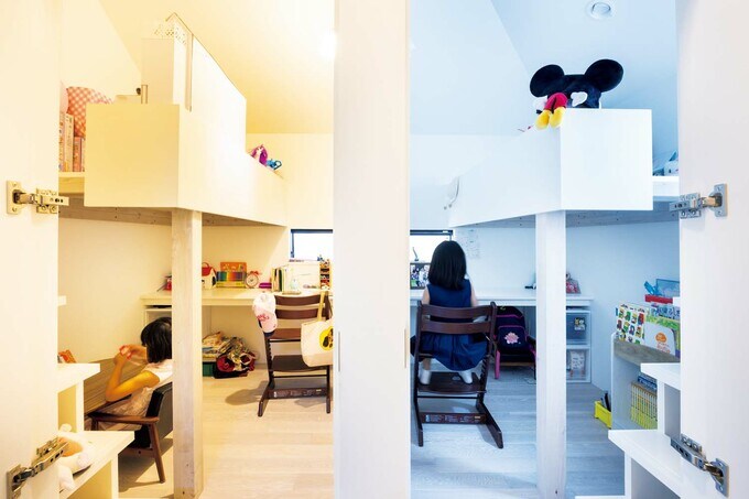 左右対称につくった子ども部屋