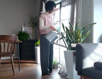 50代、築43年の団地暮らし。インテリアに取り入れて正解だったのは「鈍いゴールド」