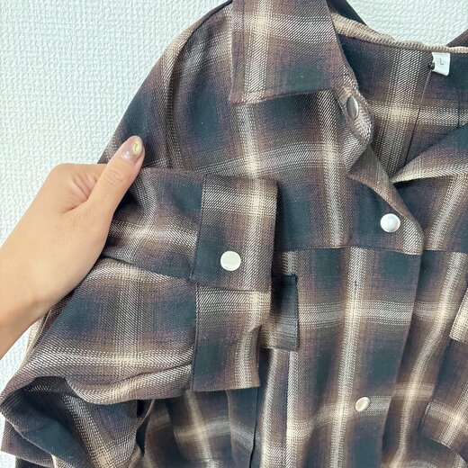 シルバーのスナップボタン