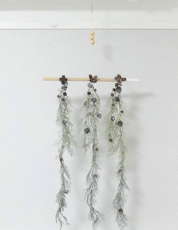 3束吊るしたガーデンカーテン