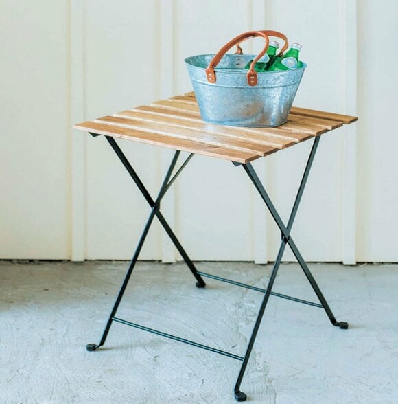 ガーデンテーブル