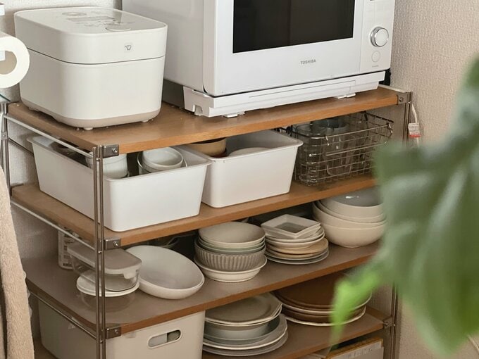 かなさん食器棚全景