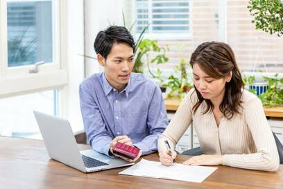 住宅ローンは25％内、食費は15％内に。貯まる人の理想の支出バランス