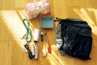 旅行の達人の「バッグの中身」。心が満たされる旅のコツも