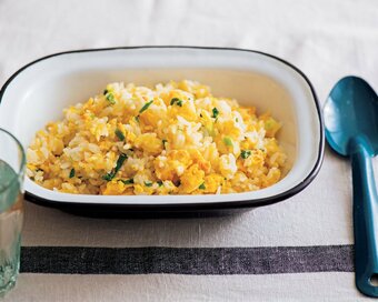 火も包丁も使わないチャーハン。電子レンジでパラパラ食感に感動