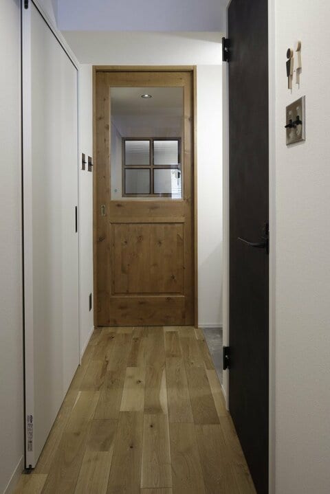 廊下沿いに水回り