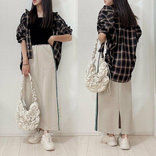 ラインスカートに合わせる