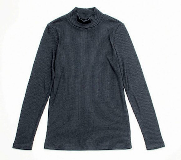 黒リブハイネック
