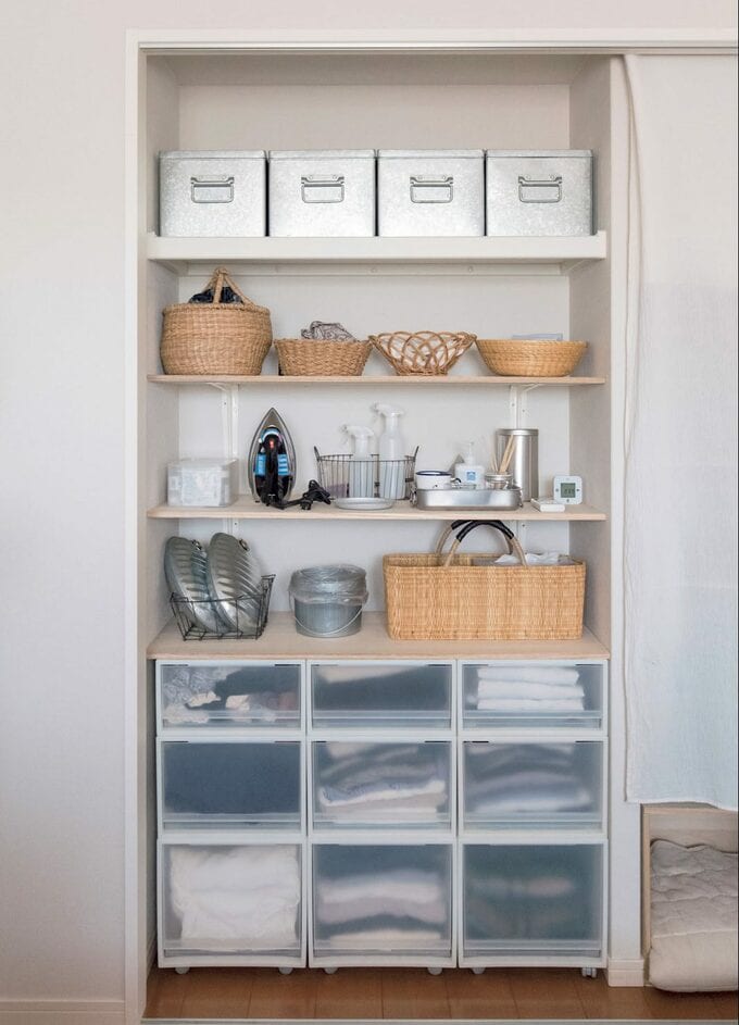 クローゼット収納