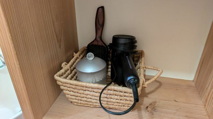 ドライヤー収納