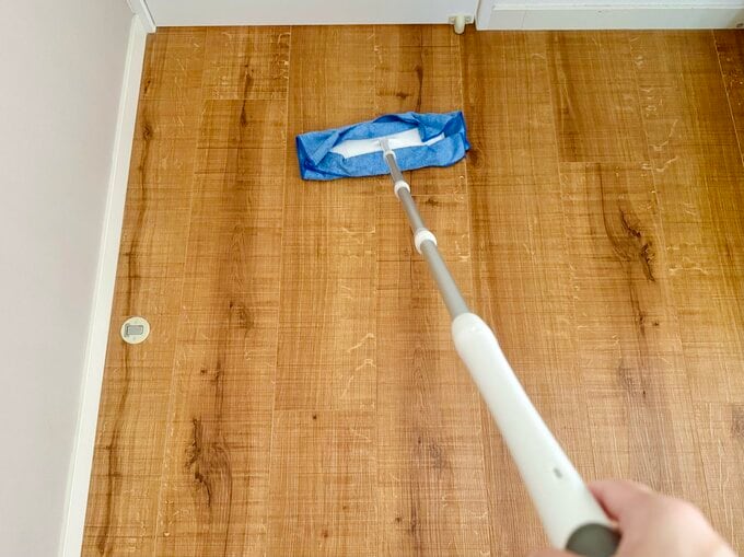 ベタつく床のリセット掃除術