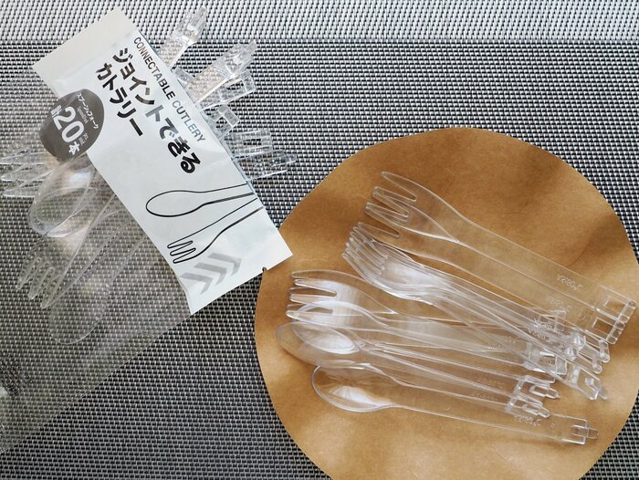 百均のプラスティックフォーク 100均ダイソーの「使い捨てフォーク」を