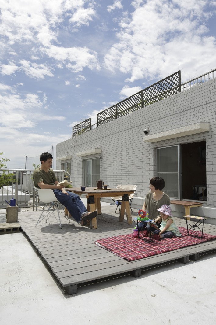 マンションにルーフバルコニーが 花火も満喫できる